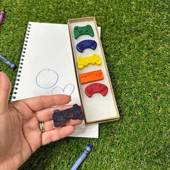 2/$24 Video Game Controllers Crayons (6) Kids Girls Boys Gender Neutral Gamer - Picture 4 of 11